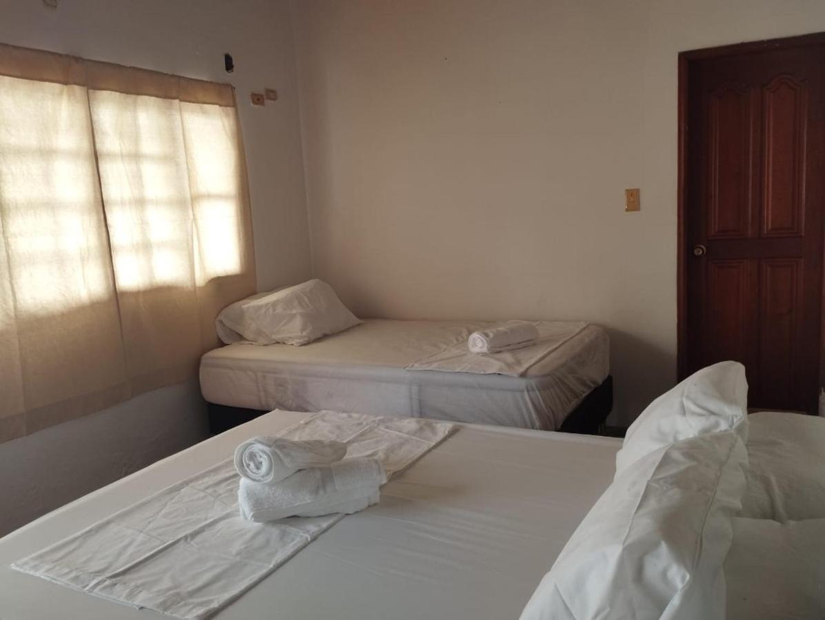 Leticias Guest House Екстер'єр фото