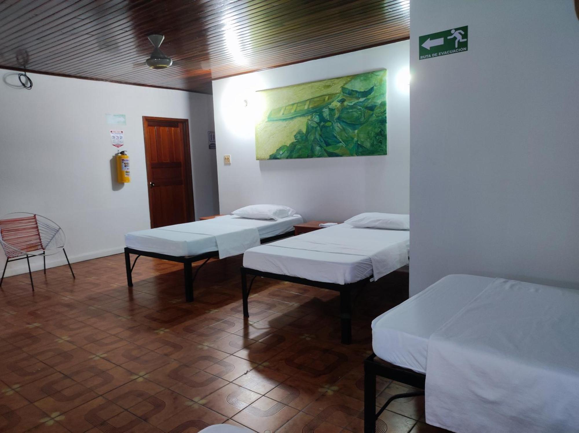 Leticias Guest House Екстер'єр фото